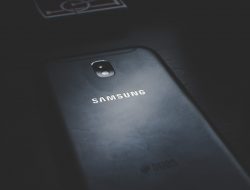 Cara Agar Download di Playstore Masuk ke SD Card Samsung J2 Prime yang Paling Direkomendasikan