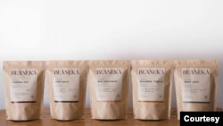 Beberapa di antara produk kopi spesialti Beaneka. (Foto: koleksi pribadi /Beaneka dan Bimo)